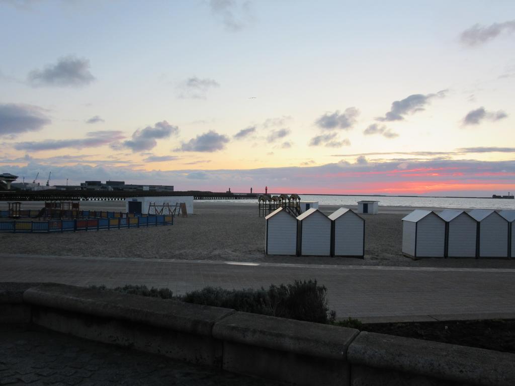 P'Tite Maison Entre Mer Et Campagne Wimille Exterior foto